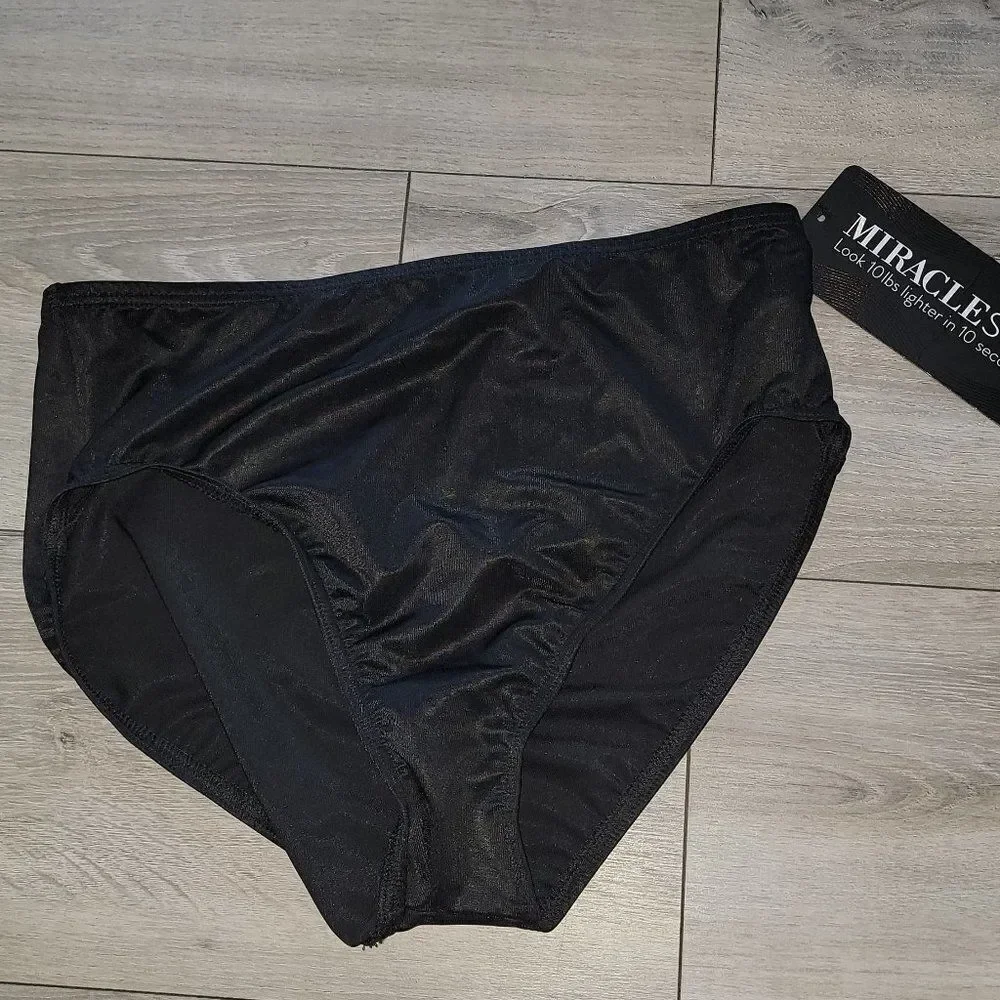 Miraclesuit Women black Basic High Waist Slimming Brief Swimsuit bottom size 14
